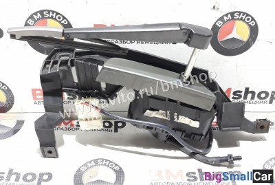 Стеклоочиститель фары правый Range Rover L322