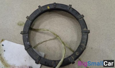 Гайка крепления топливного насоса от Volkswagen Jetta 4 1998-2005 - купить Ростове-на-Дону