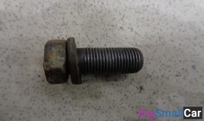 Болт крепления суппорта переднего от Subaru Outback BH 1999-2003 - купить Ростове-на-Дону