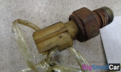 Датчик давления масла ДВС от Ford Explorer U152 2001-2005 - купить Ростове-на-Дону