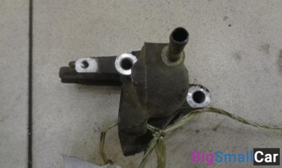 Кронштейн (сопут. товар) от Honda Fit 2001-2008 - купить Ростове-на-Дону