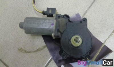 Моторчик стеклоподъемника передний правый от Ford Focus 1 1998-2005 - купить Ростове-на-Дону