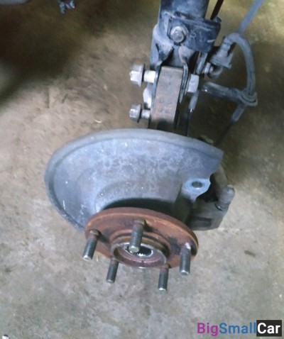 Mitsubishi Outlander xl кулак поворотный правый