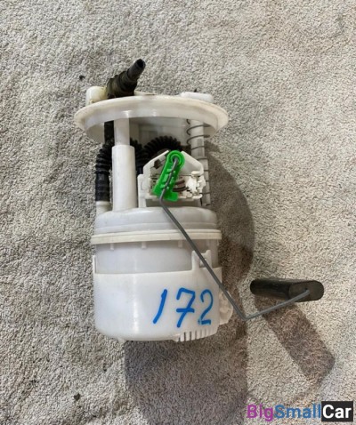 Насос топливный Nissan Almera G15