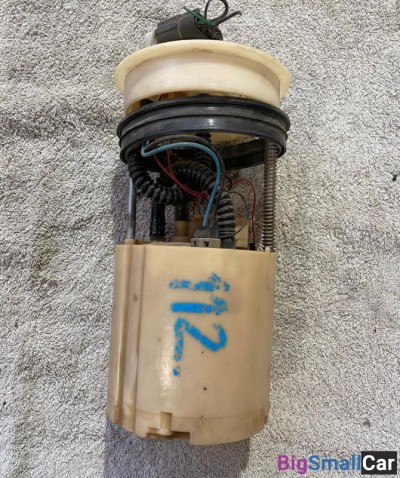 Насос топливный Ниссан Альмера Nissan Almera 16