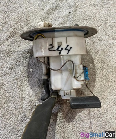 Насос топливный Hyundai Tucson 2.0