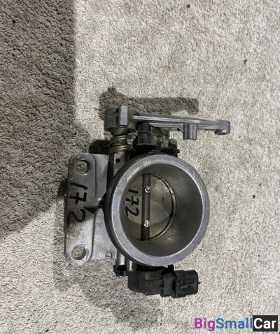 Дроссельная заслонка Nissan Almera G15