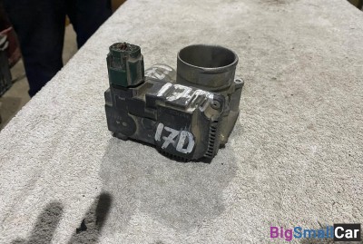 Дроссельная заслонка Nissan Sunny FB