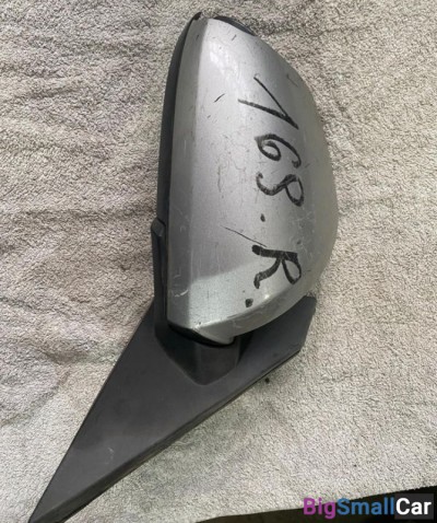 Зеркало правое Toyota Funcargo