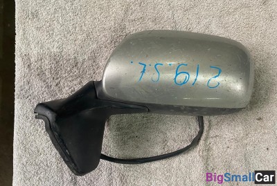 Зеркало левое Toyota Auris (150)