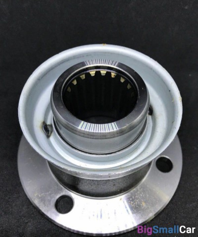 Фланец редуктора Hyundai HD78 533605H000 - купить Ростове-на-Дону