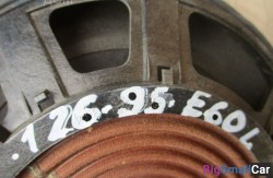 Сабвуфер лев. (65 Аудио, навигация, информ. системы) 65139143133