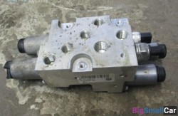 Клапанный блок (61 Общее э/оборудование автомобиля) 37206772311 - купить Ростове-на-Дону