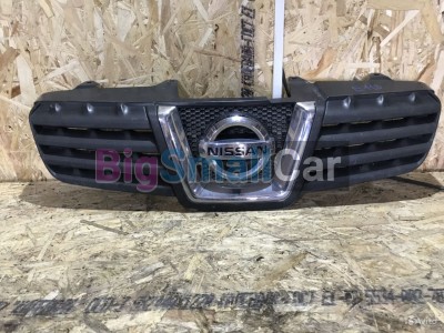 Nissan qashqai 07/13 решетка Радиатора