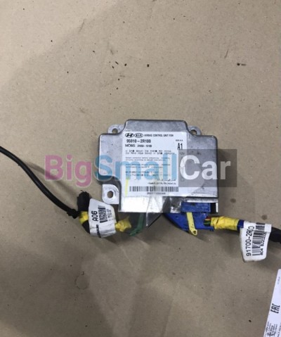 Блок управления airbag hyundai i 30 Блок управления airbag hyundai i 30